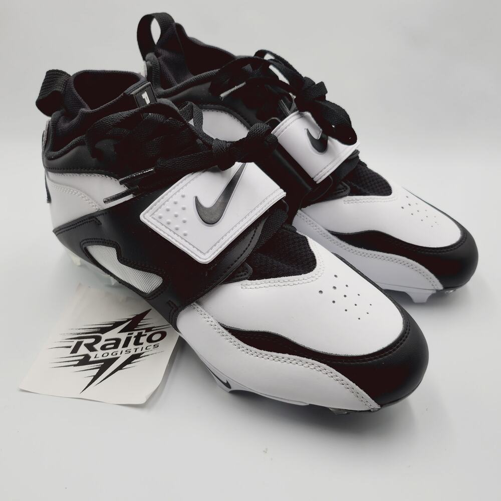 Mens Size 9 Nike Football Shoes Diamond Turf 93 TD White Silver Black HF5298-101